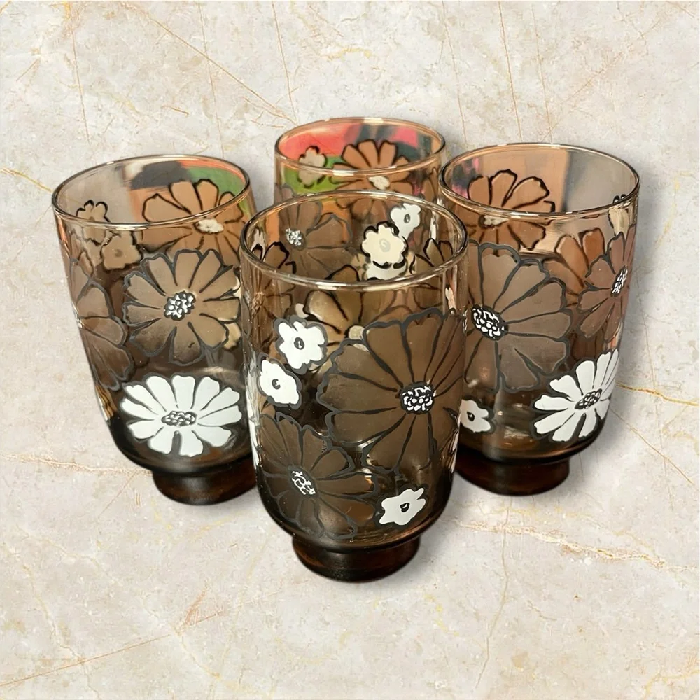 Vintage Libbey Camellia Tawny drinking glass from the 1970s. - Picture 1 of 6